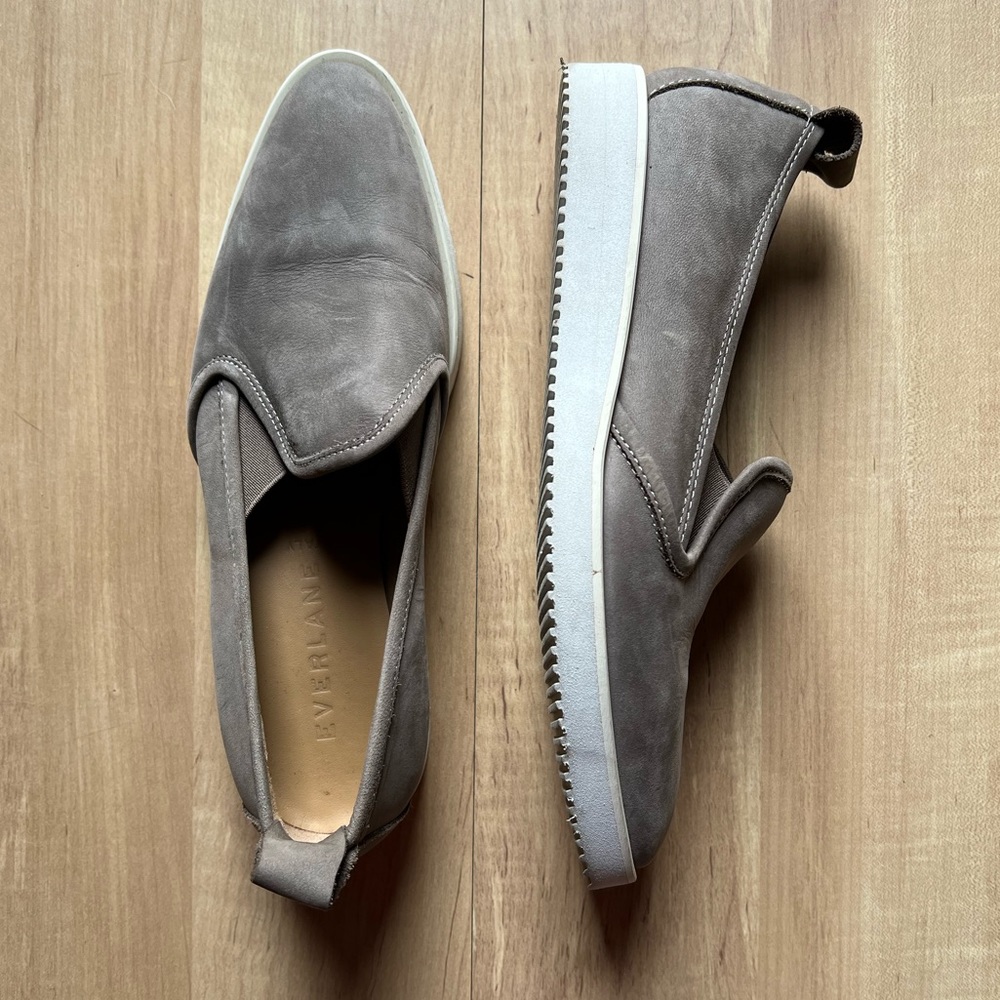 Everlane The Street Shoe grey faux suede soft fabric pointed city work loafer
